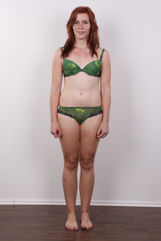 7. Download full pics of Lucie (23) from czechcasting.com