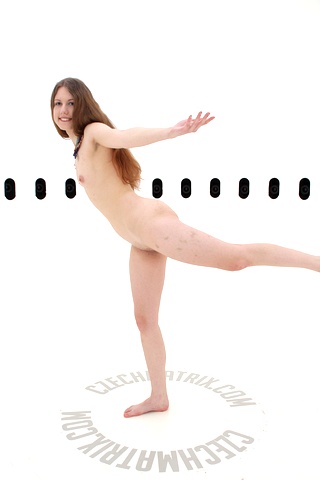 Czech Casting: Lucie (20) 360°