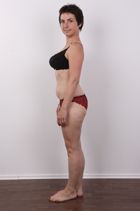 8. Download full pics of Alexandra (41) from czechcasting.com