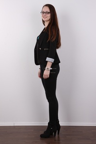 3. Download full pics of Martina (21) from czechcasting.com