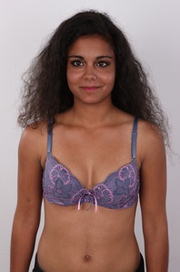 6. Download full pics of Tereza (19) from czechcasting.com