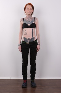 4. Download full pics of Tereza (26) from czechcasting.com