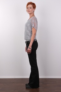 3. Download full pics of Iva (27) from czechcasting.com