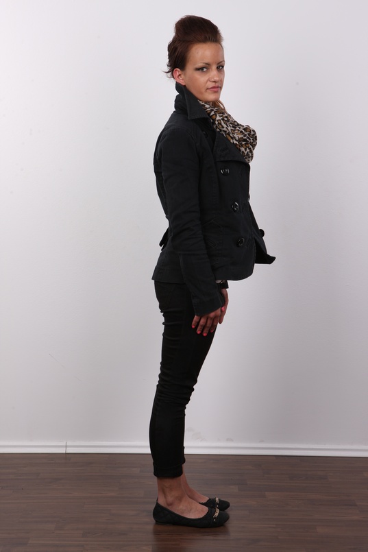 3. Download full pics of Veronika (24) from czechcasting.com