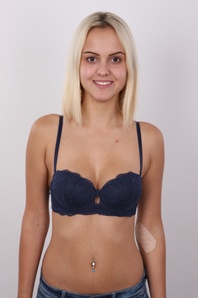 6. Download full pics of Veronika (20) from czechcasting.com