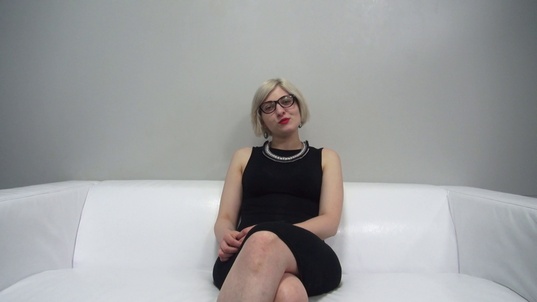 1. Download full pics of Kristyna (24) from czechcasting.com