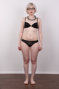 4. Download full pics of Kristyna (24) from czechcasting.com