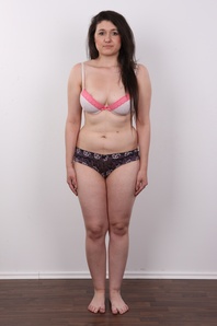 7. Download full pics of Marcela (23) from czechcasting.com