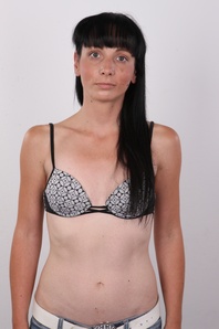6. Download full pics of Lenka (33) from czechcasting.com