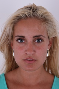 1. Download full pics of Denisa (23) from czechcasting.com