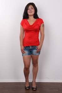 2. Download full pics of Zdena (20) from czechcasting.com