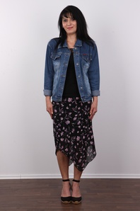 2. Download full pics of Monika (42) from czechcasting.com