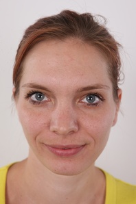 1. Download full pics of Romana (29) from czechcasting.com