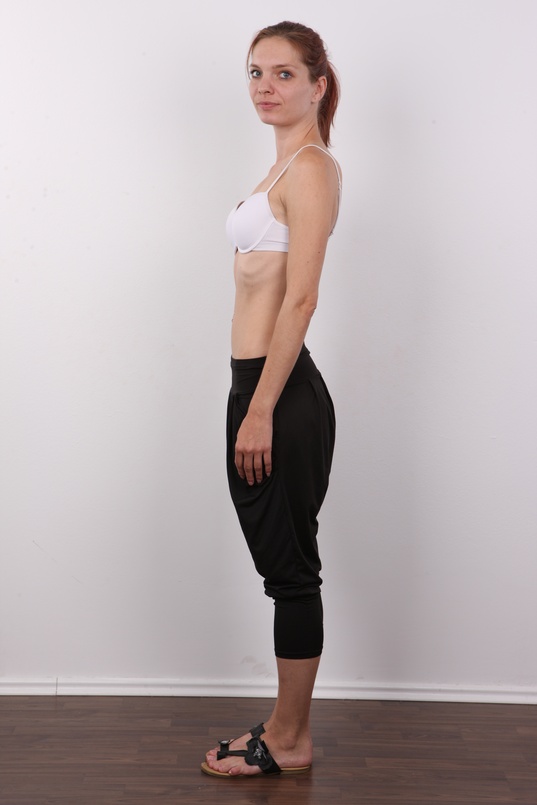 5. Download full pics of Romana (29) from czechcasting.com