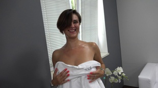 12. Download full pics of Zuzana (29) from czechcasting.com