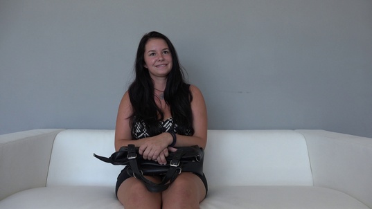 1. Download full pics of Martina (22) from czechcasting.com