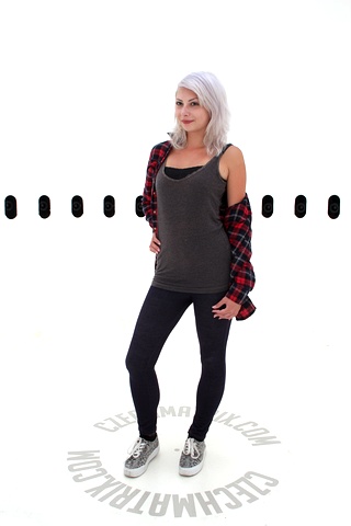 Czech Casting: Julie (21) 360°