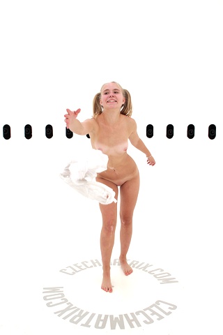 Czech Casting: Kristyna (18) 360°