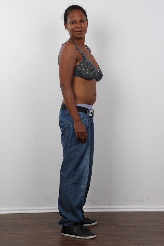 7. Download full pics of Monika (30) from czechcasting.com