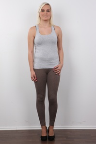 2. Download full pics of Kristyna (21) from czechcasting.com