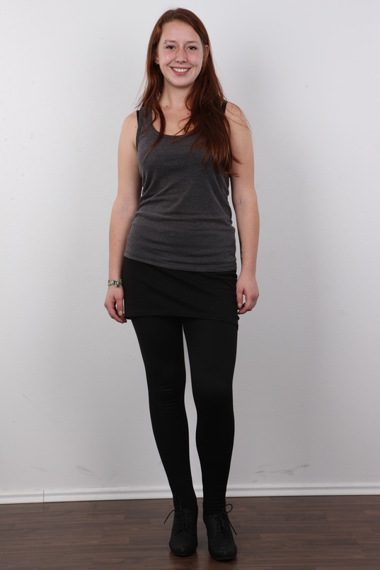 2. Download full pics of Lucie (20) from czechcasting.com