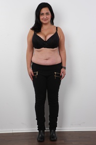 4. Download full pics of Nikola (29) from czechcasting.com