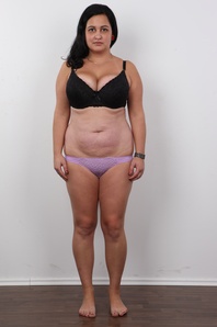 6. Download full pics of Nikola (29) from czechcasting.com