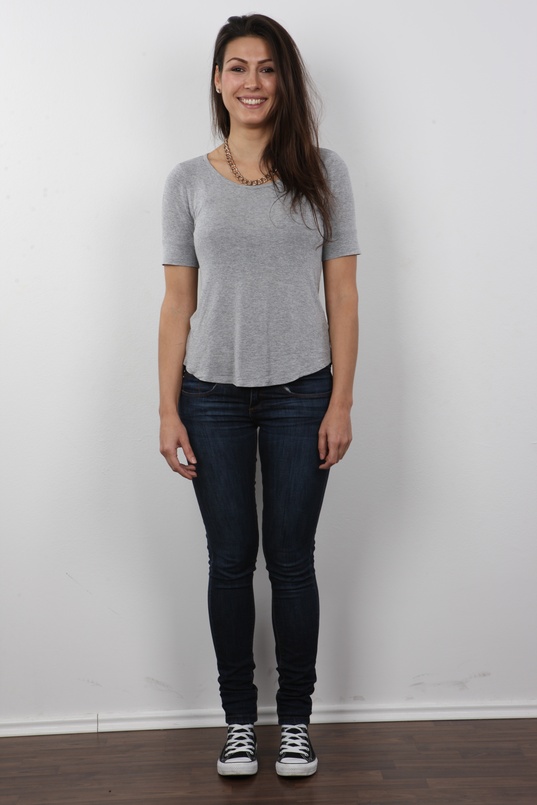 2. Download full pics of Adela (28) from czechcasting.com