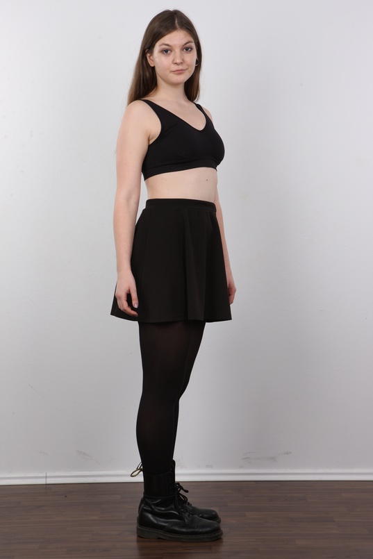 4. Download full pics of Marketa (18) from czechcasting.com