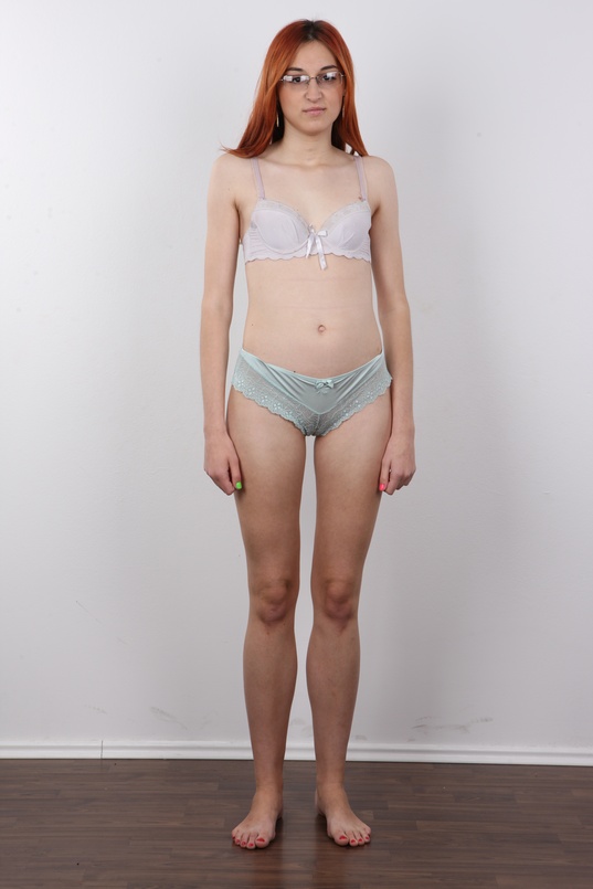 7. Download full pics of Zlatka (21) from czechcasting.com