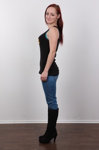 3. Download full pics of Lenka (24) from czechcasting.com