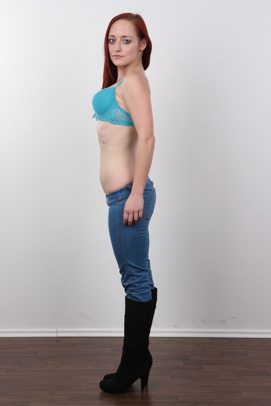 8. Download full pics of Lenka (24) from czechcasting.com