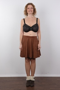 4. Download full pics of Radka (49) from czechcasting.com