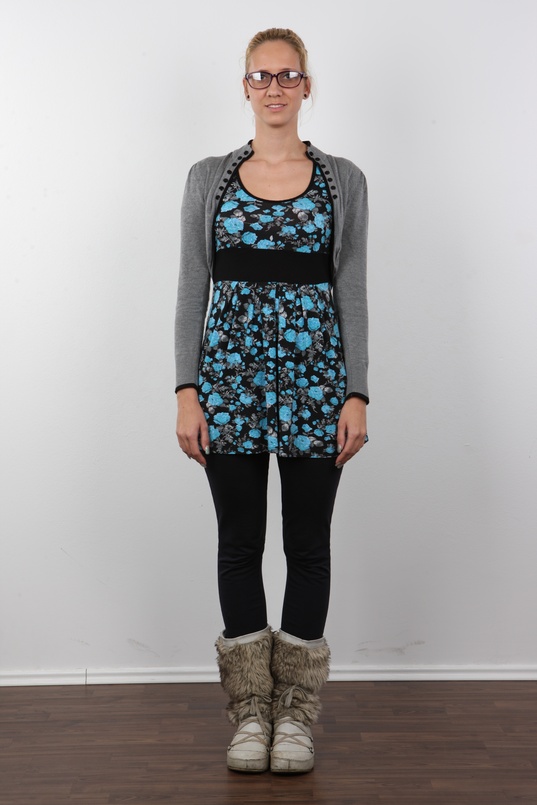 2. Download full pics of Marketa (28) from czechcasting.com