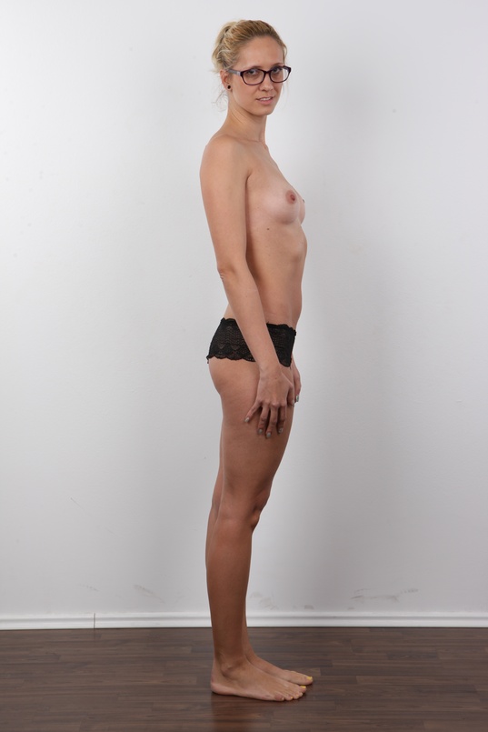 12. Download full pics of Marketa (28) from czechcasting.com