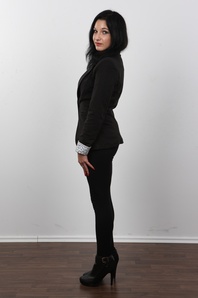 3. Download full pics of Pavlina (20) from czechcasting.com