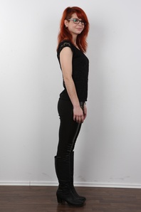 3. Download full pics of Katerina (20) from czechcasting.com