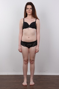 7. Download full pics of Martina (18) from czechcasting.com