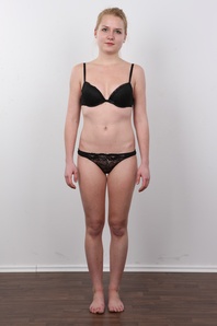 7. Download full pics of Tena (20) from czechcasting.com