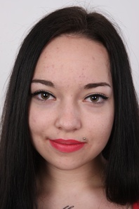 1. Download full pics of Adriana (18) from czechcasting.com