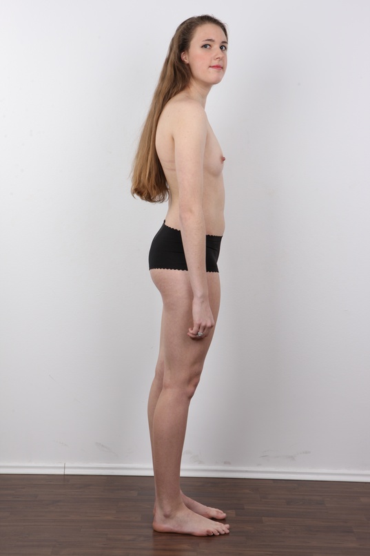 12. Download full pics of Alena (18) from czechcasting.com