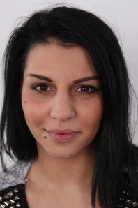 1. Download full pics of Helena (28) from czechcasting.com