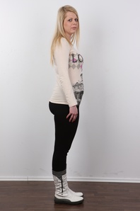 3. Download full pics of Bela (29) from czechcasting.com