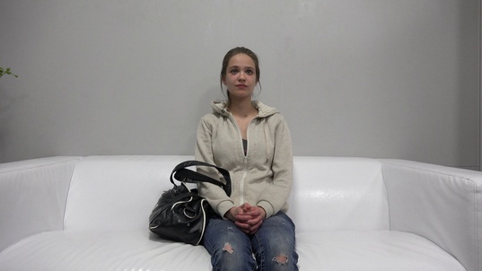 1. Download full pics of Barbora (23) from czechcasting.com