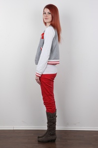 3. Download full pics of Svetlana (19) from czechcasting.com