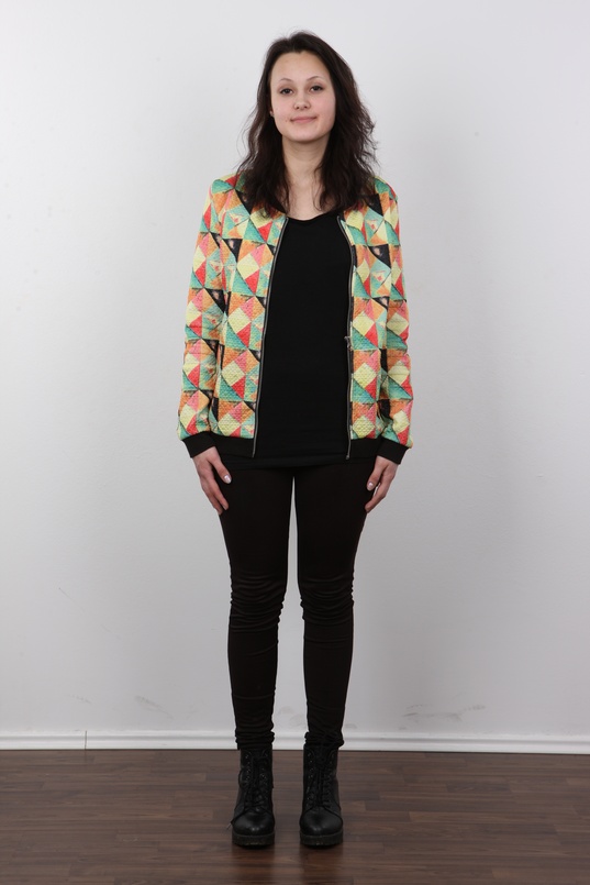 2. Download full pics of Radka (18) from czechcasting.com