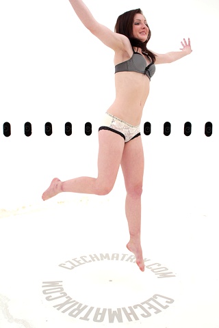 Czech Casting: Kristyna (18) 360°