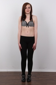 4. Download full pics of Kristyna (18) from czechcasting.com