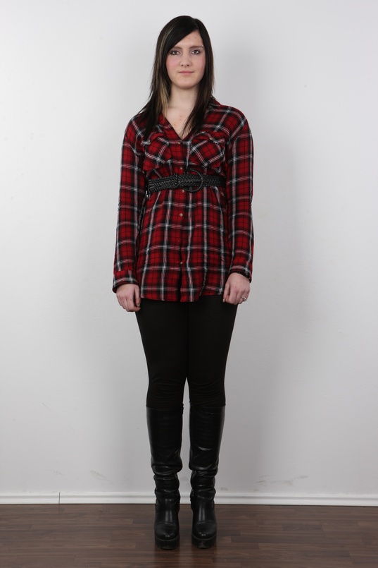 2. Download full pics of Barbora (18) from czechcasting.com