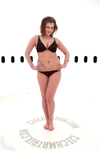 Czech Casting: Liliana (20) 360°